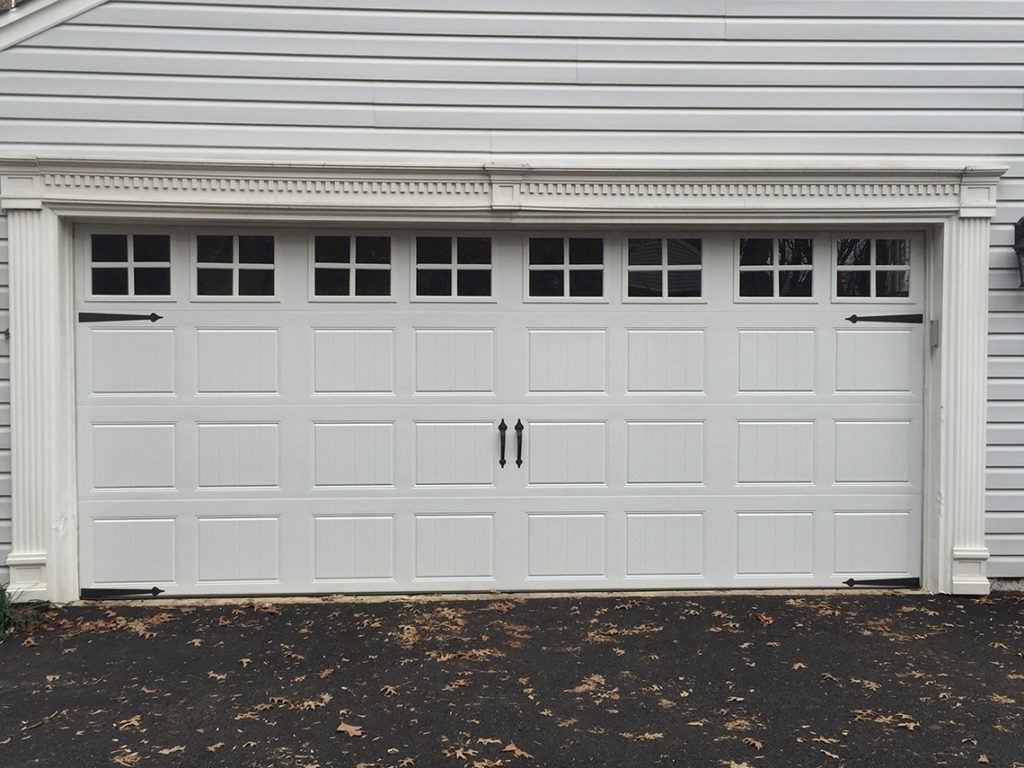 How to Choose the Right Garage DoorRepair Service in Ashburn, Virginia